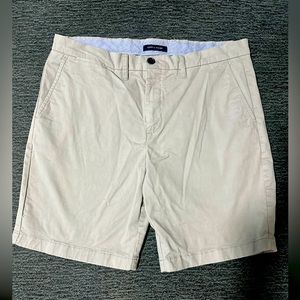 Tommy Hilfiger Men’s Shorts Size 36